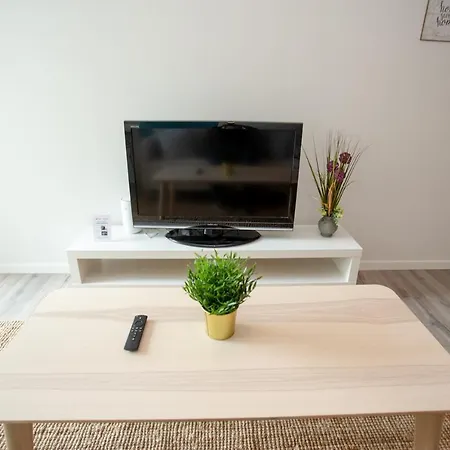 Fullhouse - - R11 - Marketplace *