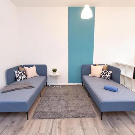 דירה Fullhouse - - R11 - Marketplace *