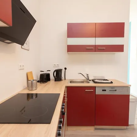 Fullhouse - - R11 - Marketplace *