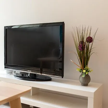 Fullhouse - - R11 - Marketplace *